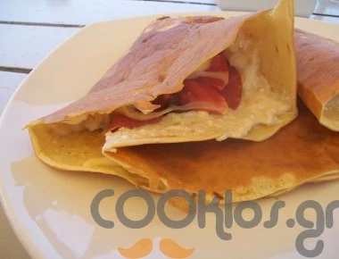 Η συνταγή της ημέρας: Κρέπες με τυροκαυτερή και ελιές